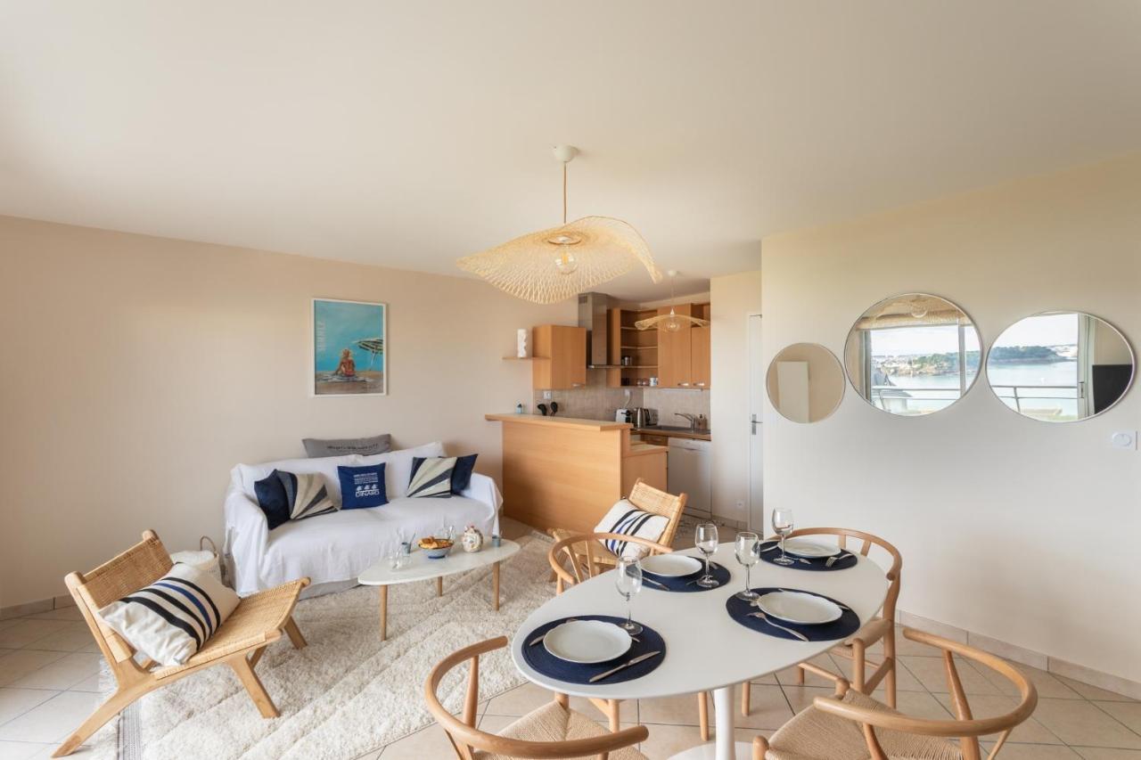 Heol - Appartement 2 Chambres - Vue Mer Et Parking Динар Экстерьер фото